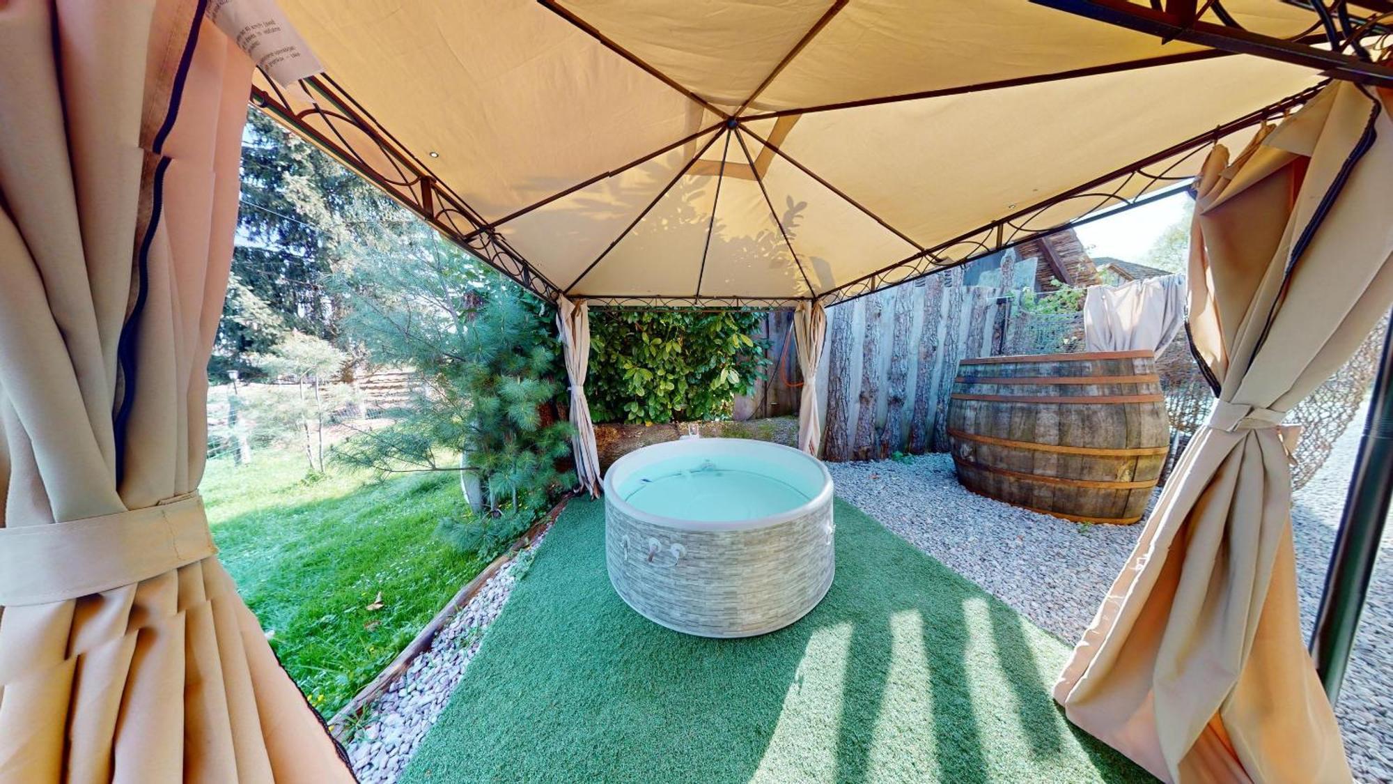 Resort Hisa Ida - Apartments With Hot Tub And Sauna Ivancna Gorica Zimmer foto