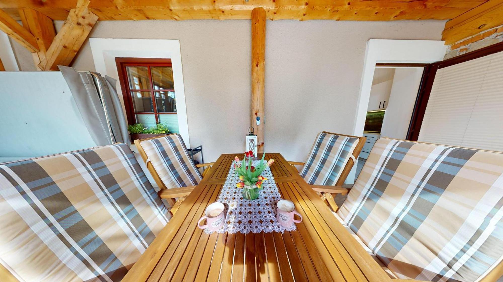 Resort Hisa Ida - Apartments With Hot Tub And Sauna Ivancna Gorica Zimmer foto