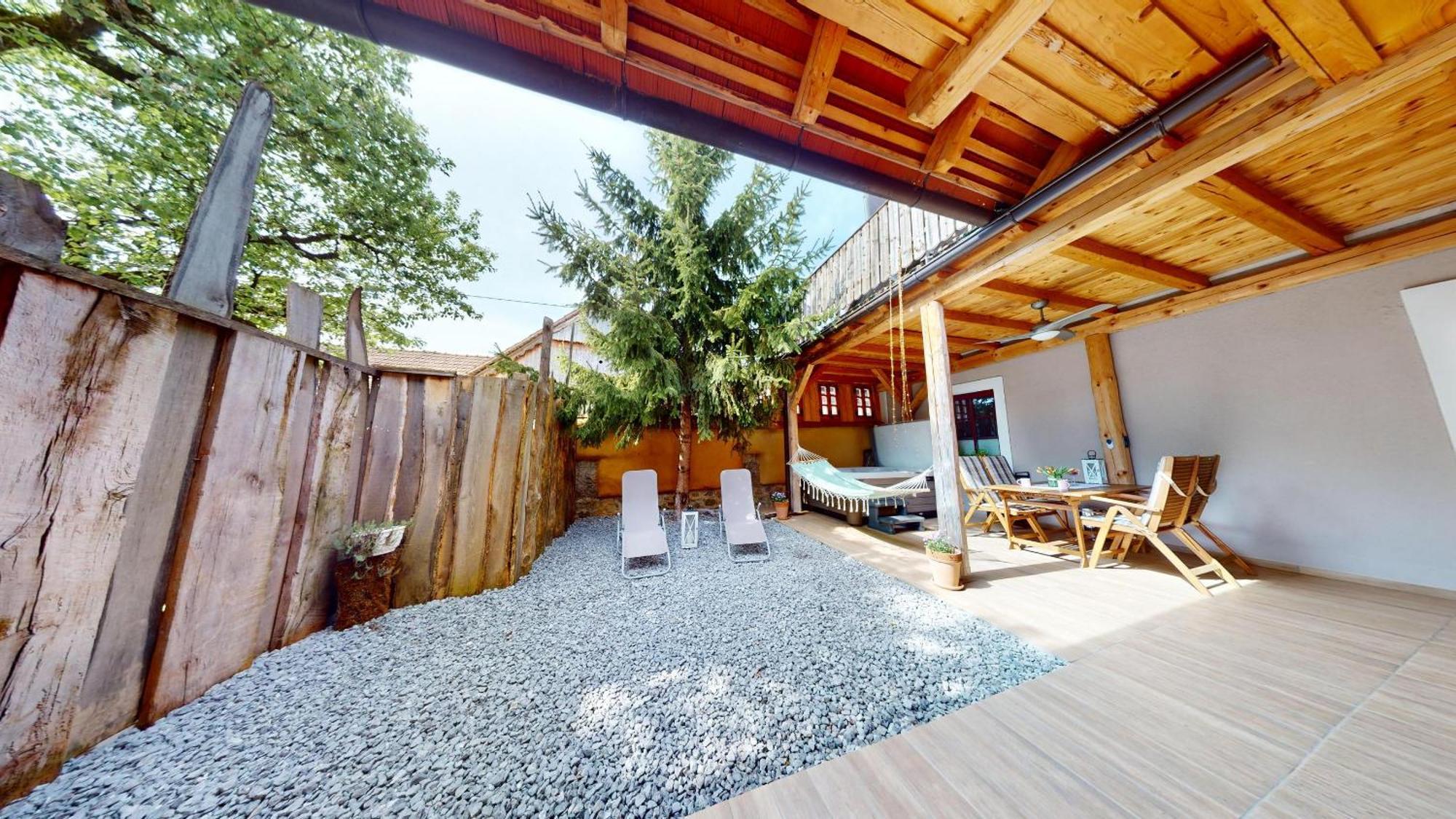 Resort Hisa Ida - Apartments With Hot Tub And Sauna Ivancna Gorica Zimmer foto